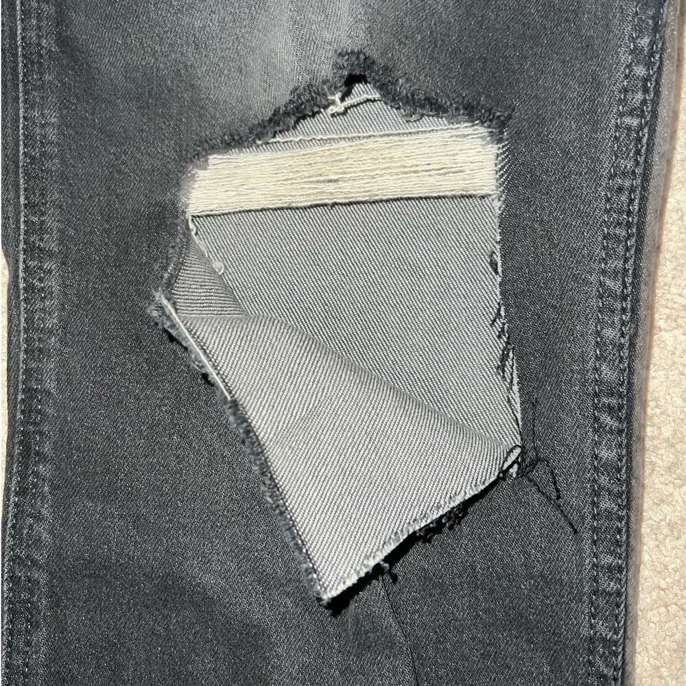 New Hollister Ultra High Rise Mom Jean Destroyed Black size 9R - Picture 2 of 9